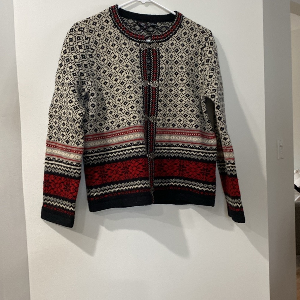 Black and Red Skyr Nordic Patterned Cardigan Sweater